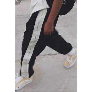 Daniel Patrick DESIGNER Logo Pants Black Men's athletic Jogger Size M NEW #B